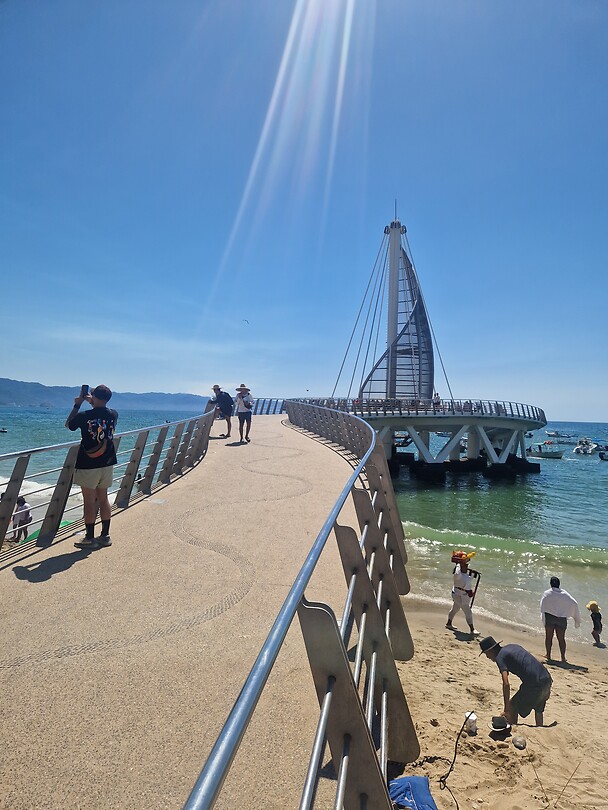 De pier in zone Romanica