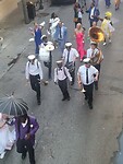Dan komt er een bandje onder het balkon langs. Ook zo typisch new orleans