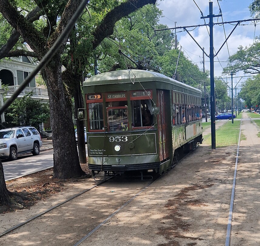Tram 12