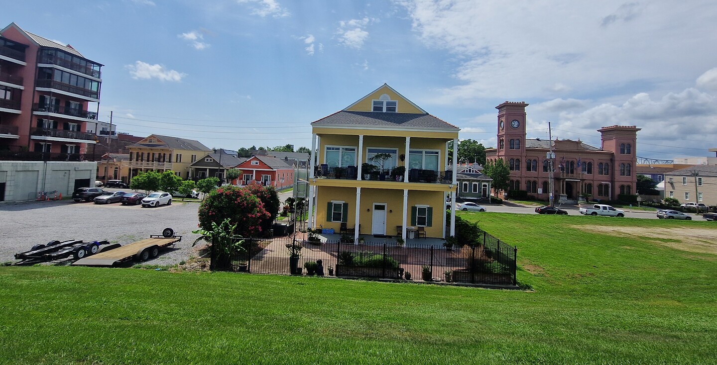 Algiers Point
