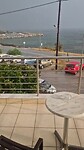 Ons balkon is omgetoverd tot zwembad