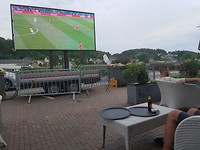 WK op groot scherm Givet