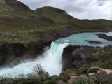 Waterval met HEEL veel wind