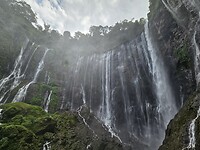 Tumpak Sewu watervallen