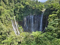 Tumpak Sewu watervallen