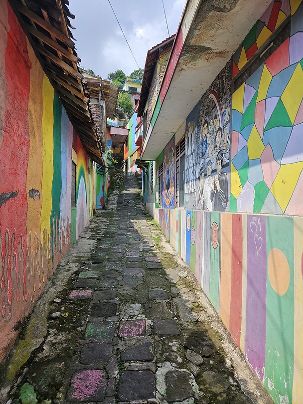 Kampung Peĺangi Semarang