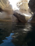'Verborgen' grot bij Wadi Shab