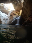 'Verborgen' grot bij Wadi Shab