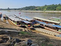 Slowboat in Houay Xai