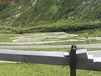 De haarspeldbochten naar de top