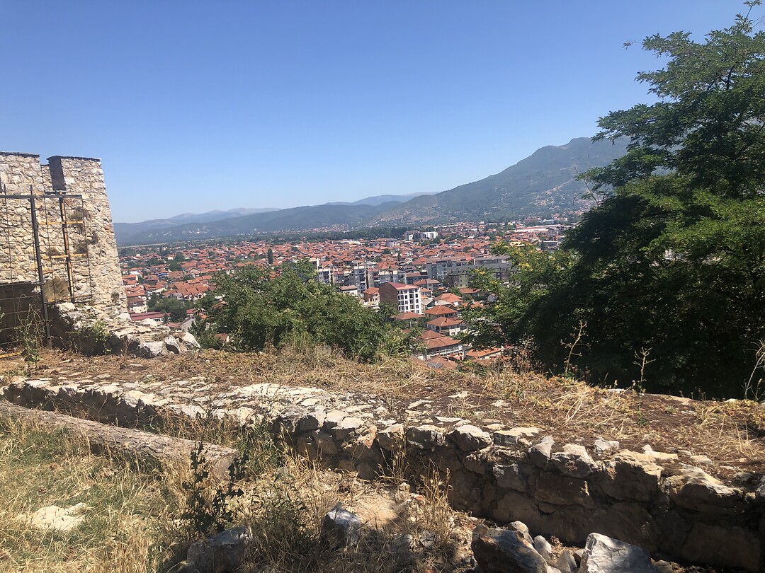 Uitzicht vanuit het fort op de stad Ohrid
