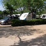 Ons plekje op de camping, veel campers, weinig caravns, geen tenten