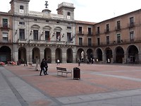 Plaza mayor aliva