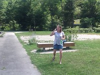 Hanneke kijkt toe