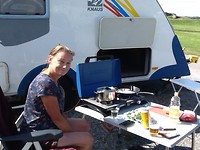 Lunch met gebakken ei en bacon