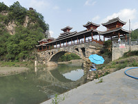 Kitschbrug in Qingman.