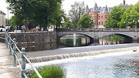 Water rond het kasteel.