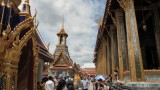 In het Koninklijk Paleis te Bangkok.