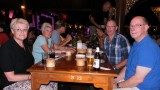 Het Khantoke diner met Patty en Paul.