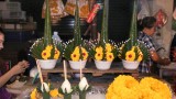 Op de bloemenmarkt vrijdagavond in Chiang Mai