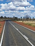 Onderweg naar de zonsondergang bij Ayers Rock