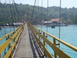 De gele hangbrug...
