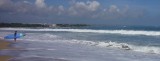Surfer bij Legian Bali..
