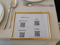 Menukaart in fotolijstje
