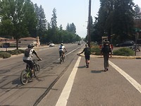 Hitching out of Ashland with Seabiscuit (left) and Cb