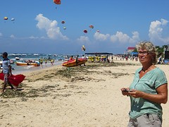 17 Benoa met Indonesisch vakantievertier