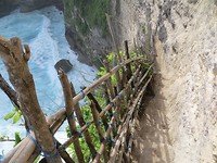 IMG_1538 Sebulu waterval angstige afdaling