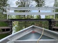 Lage bruggetjes in de weerribben