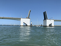 Brug bleef openstaan