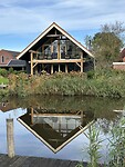 Mooi huis aan Winsumerdiep