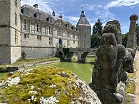 Chateau de Sully