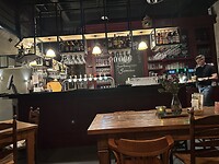 Bar in “Luning”