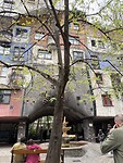 Hundertwasserhaus