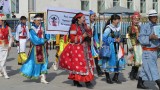 Khovd: parade.