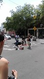 1 van de bandjes op de zaterdagmarkt