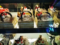 1 van deze taartjes was voor Ketut. Horen net van haar dat ze het lekker vonden.