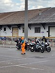 Helmen op en 1,2, 3 rijden!