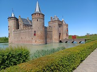 Gelijk maar een bezoek aan het Muiderslot.