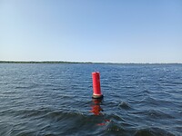 Goed op de tonnen letten.