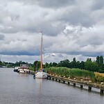 Aanleggen in de natuur langs de Vecht.