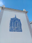 Buitenkant van het tegelkerkje Sao Lourenco