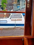 AJETO ging net voor ons de sluis van Gorinchem in