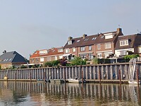 Je eigen boot in je tuin. Moet je wel even van een steile trap af :-)