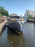 Onze buurboot zorgt voor heeeeel veeeel reacties 😃