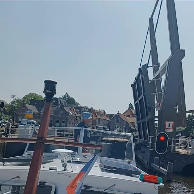 Het werd even chaos toen we onder de brug door moesten
