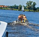 Twee brede ruggen in een bootje ☺️